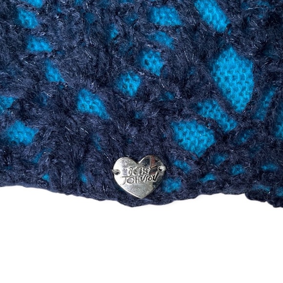 NWOT Betsey Johnson Aqua/Navy Blue Reversible Knit Infinity Scarf - Picture 2 of 5